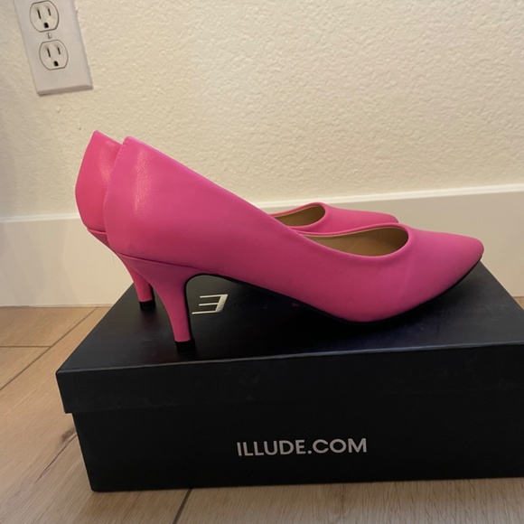 ILLUDE Flamingo Pink Pointed Toe Pumps – Assorted Sizes - Picture 6 of 11
